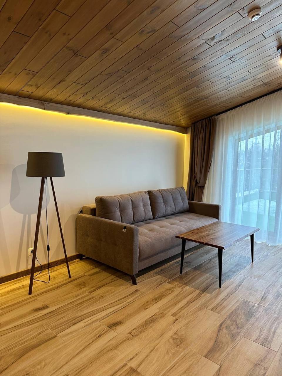 Фільварок Кмитів Hotel Velyki Kosharishcha Exterior photo
