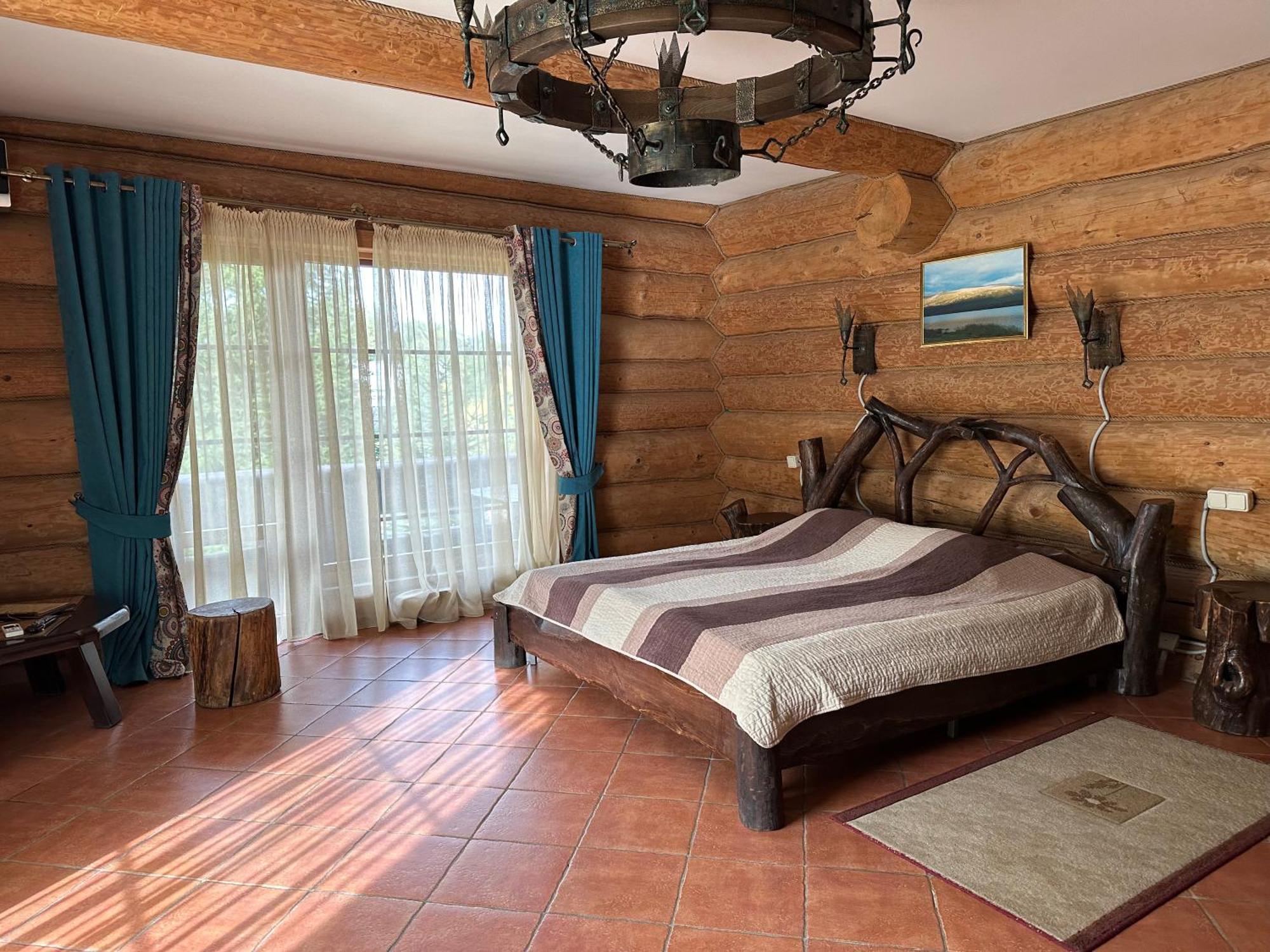 Фільварок Кмитів Hotel Velyki Kosharishcha Exterior photo